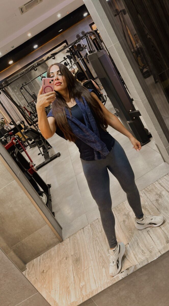 آزاده طایفه-مربی بدنسازی و فیتنس